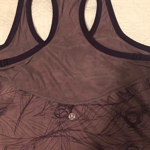 Lululemon tank